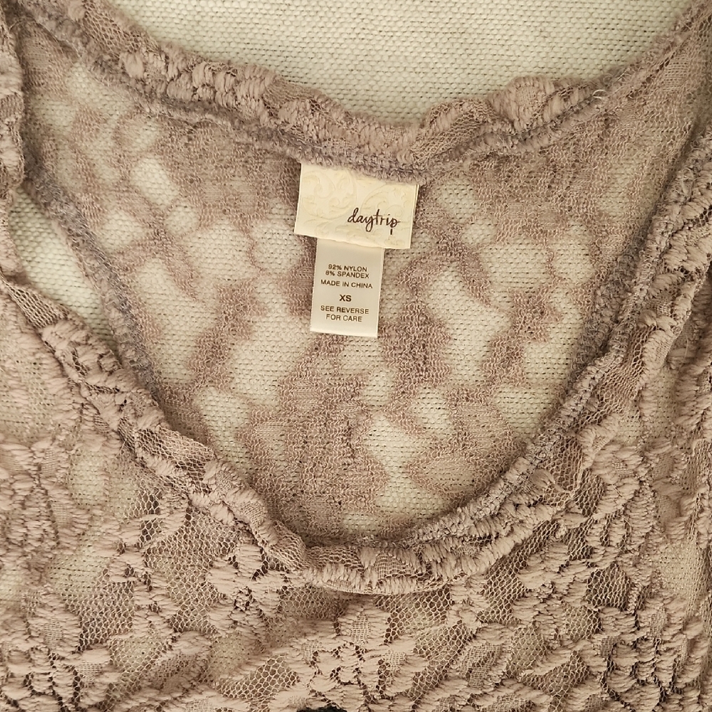 Daytrip Lace Tank Top with Black Cross - Picture 3 of 7